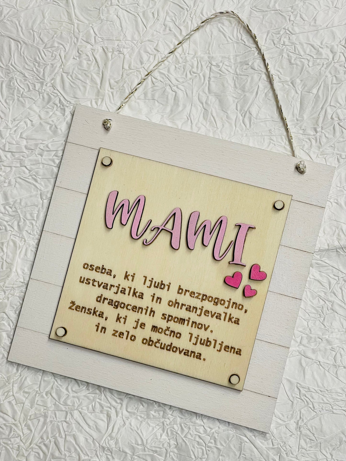 Slika z napisom MAMI